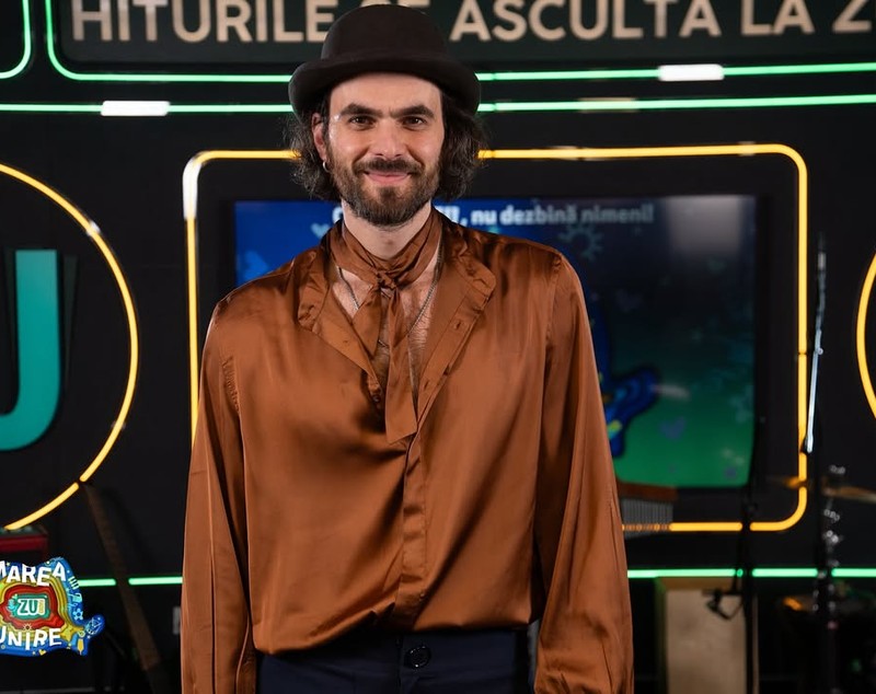 Mihail și-a făcut debutul în lumea filmului. A compus coloana sonoră a unei pelicule care rulează în cinematografe
