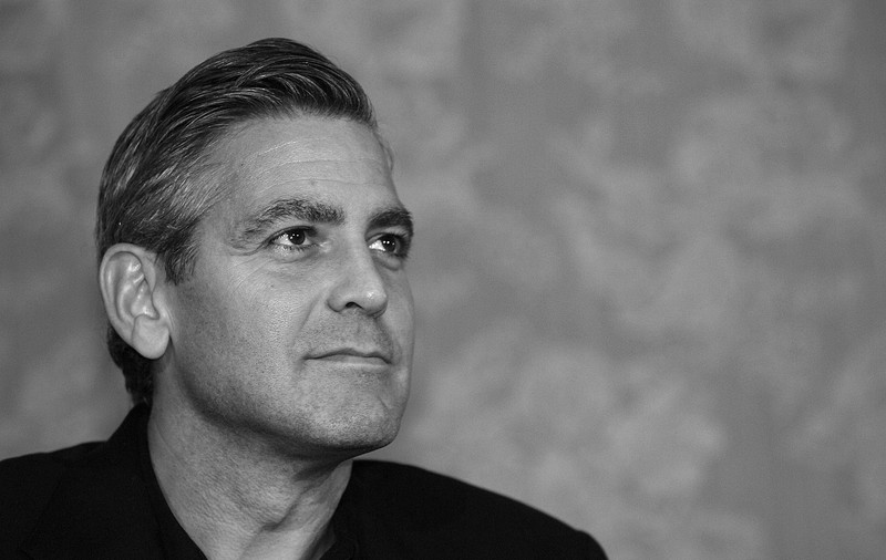 Incredibil! Lumea întreagă crede că are TOTUL, dar el vrut să îşi pună capăt zilelor! Vezi de ce a fost George Clooney la un prag de sinucidere!