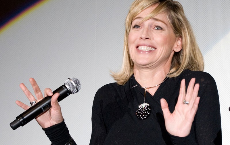 Sharon Stone nu-şi găseşte iubirea: are atracţie doar la puştani