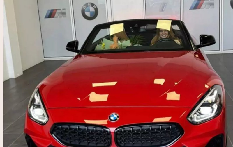 Ce bolid de lux a primit Simona Halep de ziua ei. Sportiva le-a arătat tuturor. „Sunt îndrăgostită”