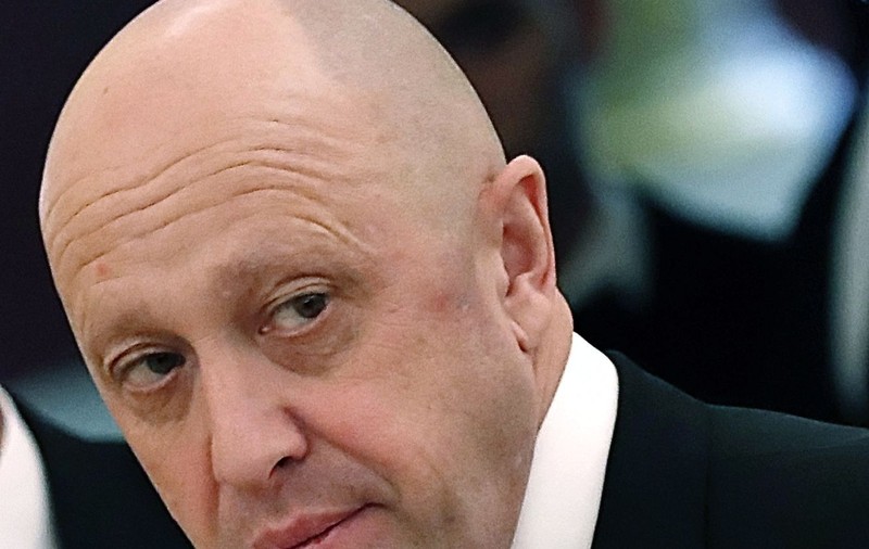Doi cetățeni ruși arestați la Tripoli, pentru legăturile cu „fabricile de troli” și oligarhul rus Yevgeniy Prigozhin