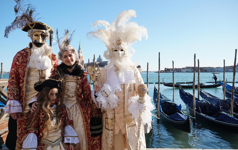 „Carnavalul speranței” a început la Veneția, după doi ani de pauză din cauza COVID