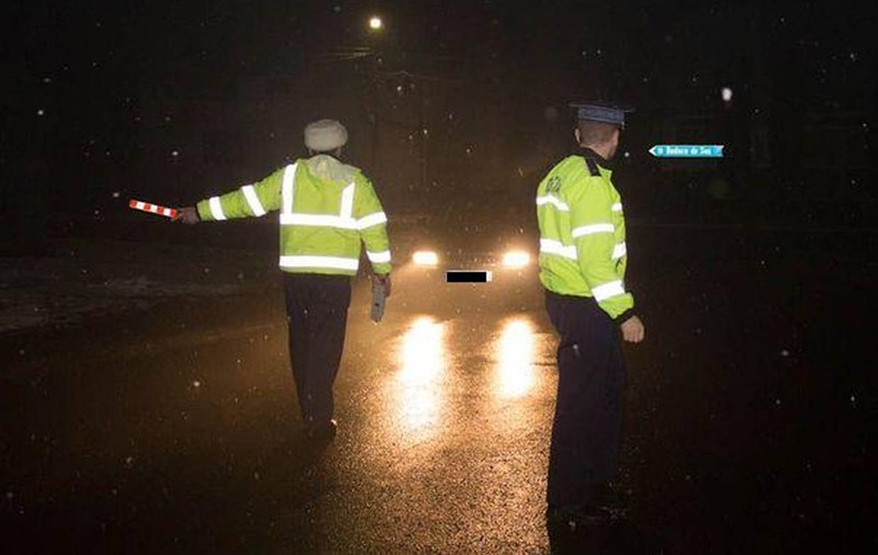 În București s-au produs două accidente pe oră. Vremea capricioasă și neatenția îi bagă în service pe șoferi și în spital pe pietoni