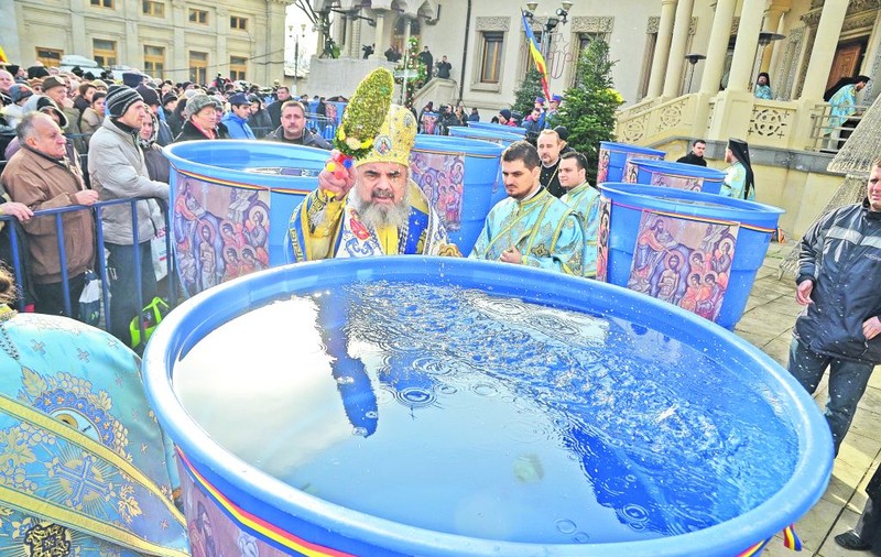 Boboteaza, O SĂRBĂTOARE PERICULOASĂ! Iată DE CE TREBUIE SĂ TE FEREȘTI în această zi