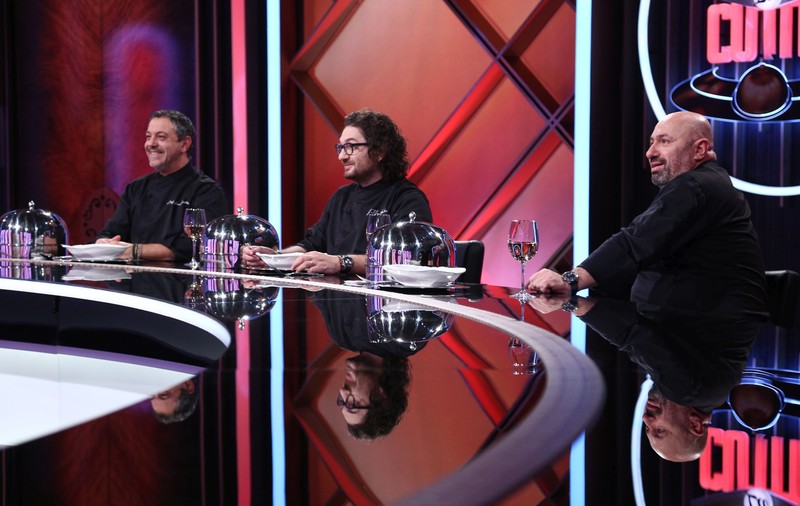 Surpriză de proporții pentru cei trei Chefi. Martin Jordan, sosia lui Gordon Ramsay, vine să-i jurizeze la „Chefi la cuțite”, sezonul 10