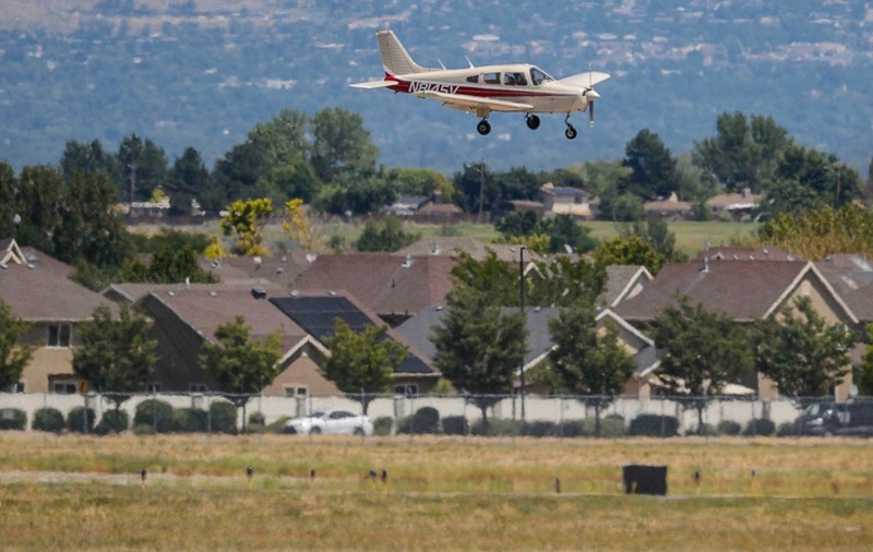 Un senator american a murit împreună cu soția și cei doi copii ai săi într-un accident de avion, în Utah