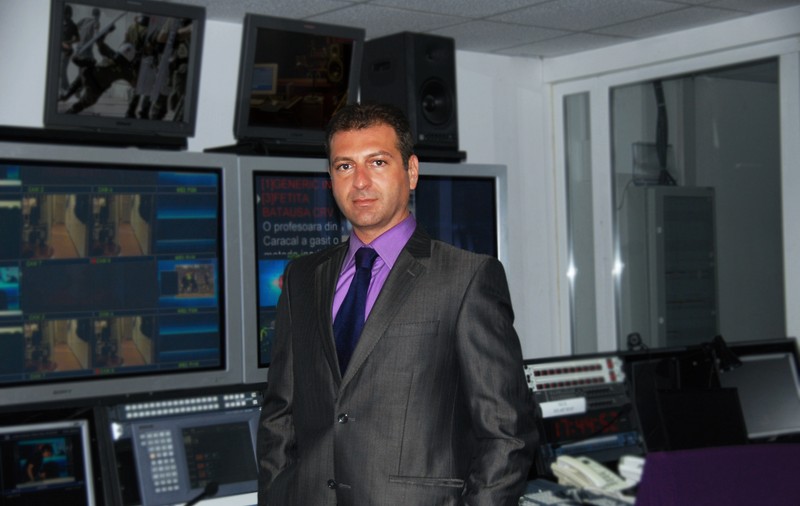 Nimeni NU L-AR FI CREZUT ÎN STARE! IMAGINI INEDITE DIN TINEREŢEA lui Christian Sabbagh CA ACTOR! FOTO