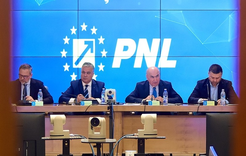 Soluția găsită de Ilie Bolojan ca să nu fie obligat să îi demită el pe șefii organizațiilor PNL cu rezultate slabe