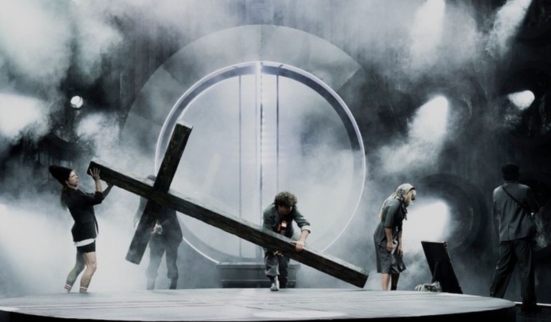 Scenă din piesa de teatru „Proorocul Ilie”, TNB, Foto: Cristina Bazavan / Facebook