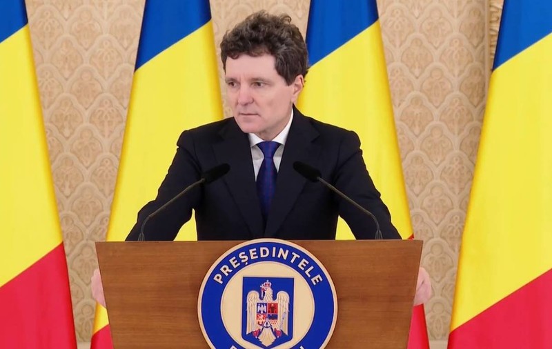 Nicușor Dan anunță reforme și în alte sectoare în care sunt pensii de serviciu. Ce se întâmplă cu angajații care au vârsta de pensionare, dar rămân în sistem