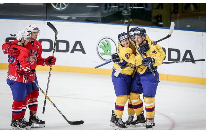 Naţionala de hochei pe gheaţă a României a câştigat turneul Challenge Cup din Ucraina
