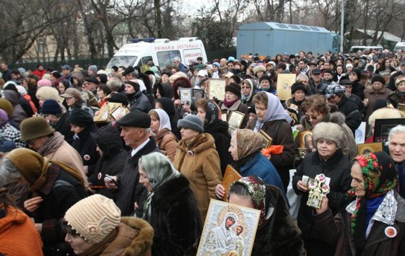 Icoană făcătoare de minuni adusă în Bucureşti