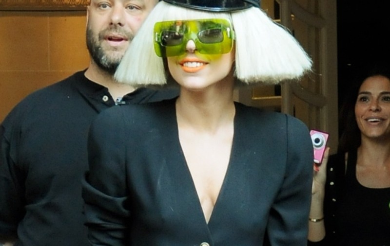 Lady Gaga s-a plictisit să fie bogată