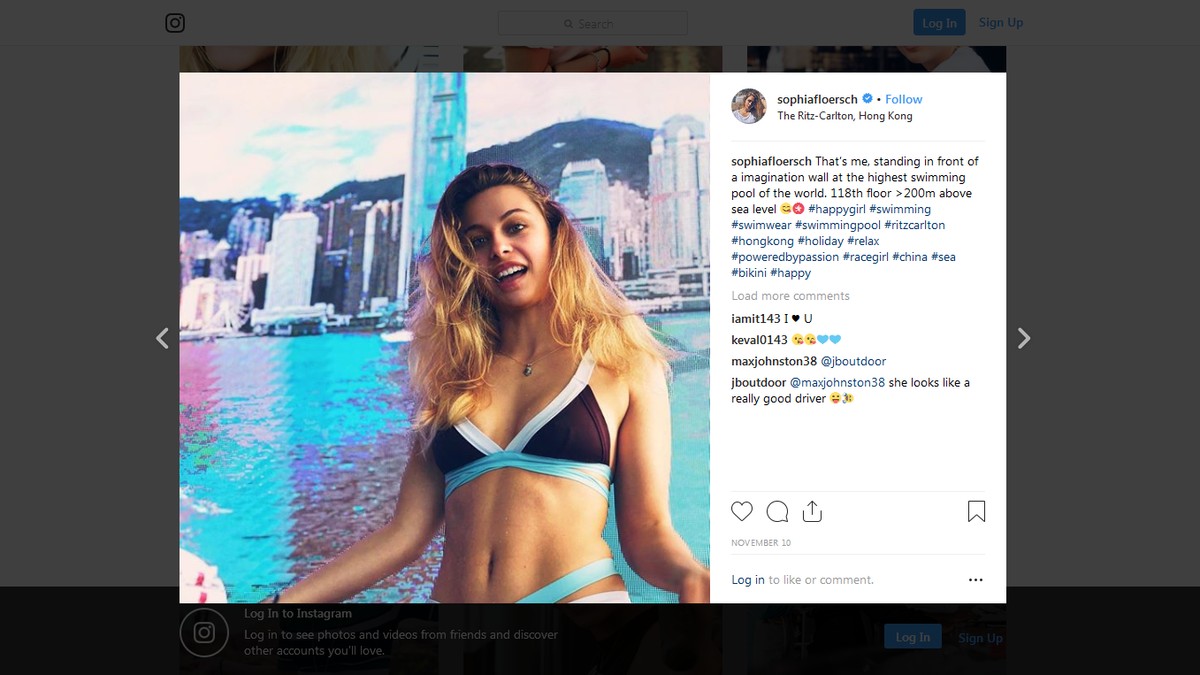 Sophia Flores, cel mai sexy pilot de curse, și-a fracturat coloana într-un accident șocant