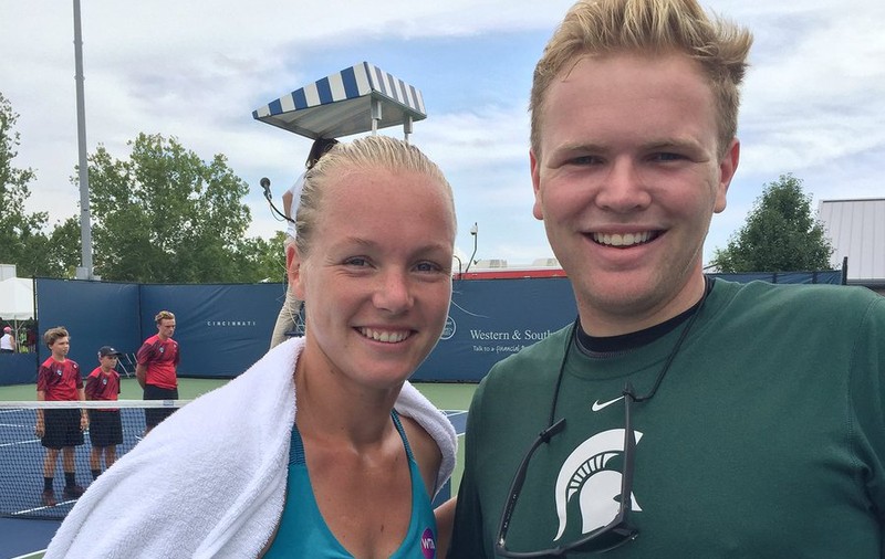 Kiki Bertens are cel mai prost serviciu din tenis în 2016! Olandeza s-a făcut de râs, zilele trecute, la un turneu demonstrativ / VIDEO