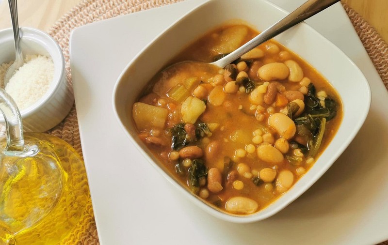 Cum se face „supa longevității”: „Rețetă de la familia italiană cu o vârstă adunată de 800 de ani”