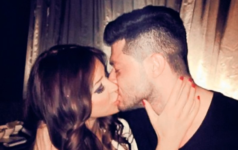 Analizând modul în care Bianca Drăguşanu şi-a sărutat partenerii, psihologul Andreas Hniatiuc a dat verdictul