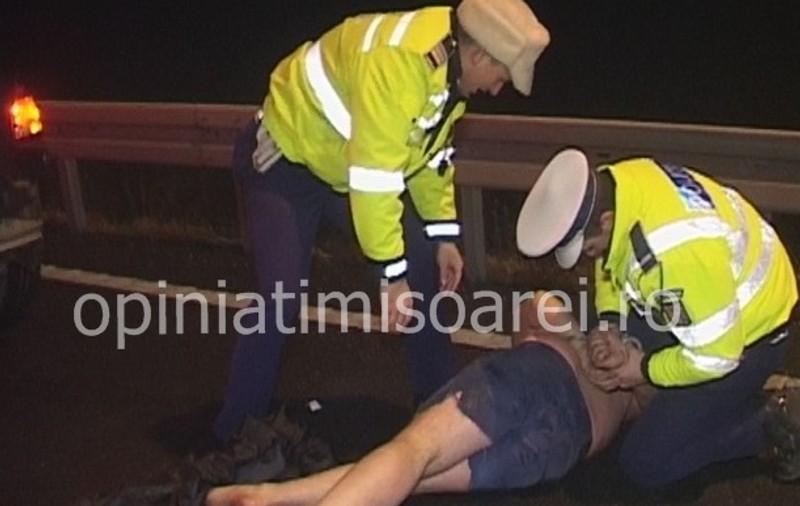 Bărbat ÎNCĂTUȘAT de polițiști, pe Autostrada Timisoara - Lugoj, după o urmăire ca-n filme | VIDEO