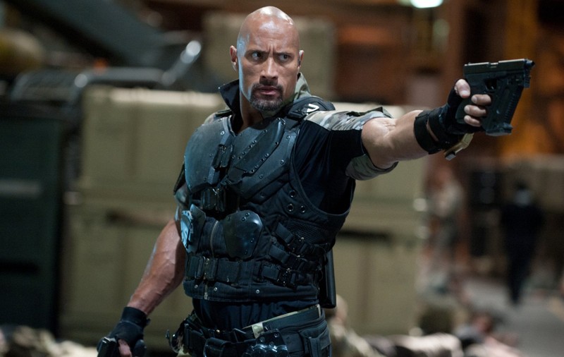 MOMENTE DE COŞMAR pentru actorul Dwayne Johnson! Mama şi verişoara lui, IMPLICATE într-un accident de maşină