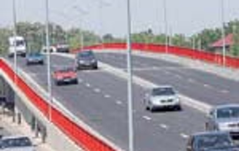 Pasajul Otopeni, circuit de viteza