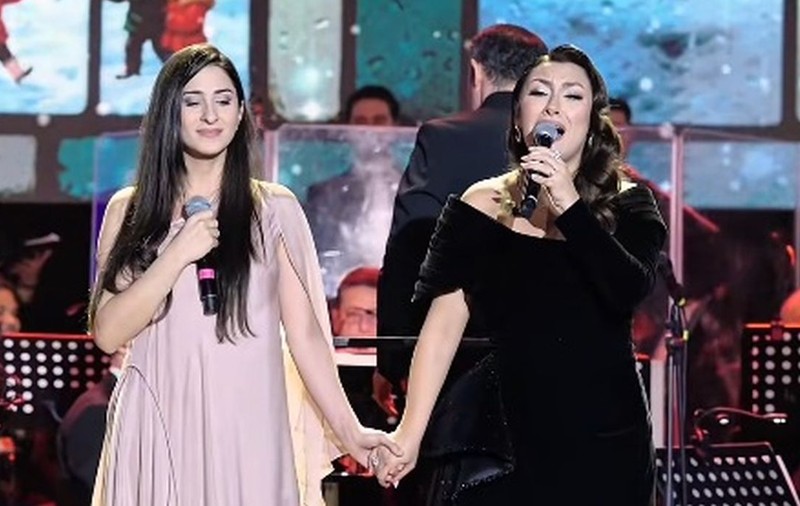Colindul prin care Andra a ridicat toată sala în picioare la concertul de Crăciun din Bacău. Cine e Maria Coman, invitata specială virală pe TikTok