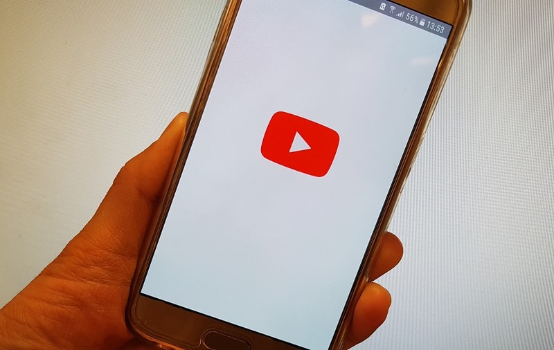 YouTube lansează primele sale seriale franţuzeşti, disponibile în 17 ţări