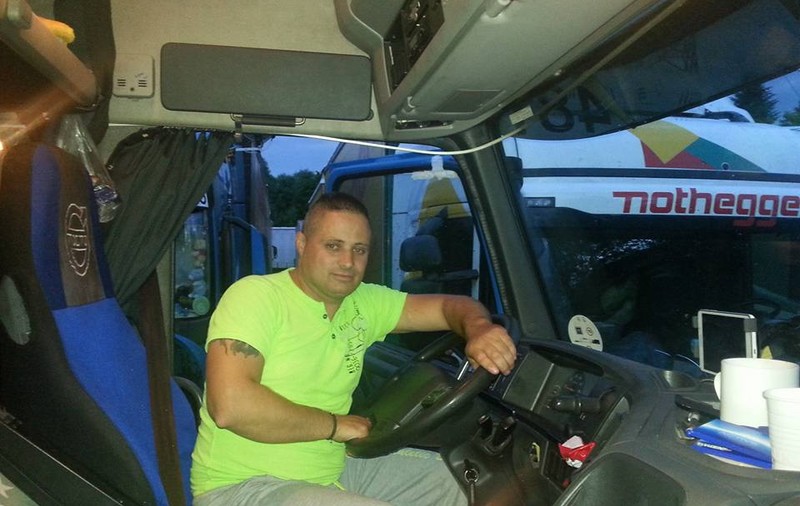 Revolta șoferilor de TIR. Patronul nu le-a dat banii, dar le-a cerut să facă un drum de 10 ore, în ciuda restricțiilor, ca să-i cerceteze disciplinar