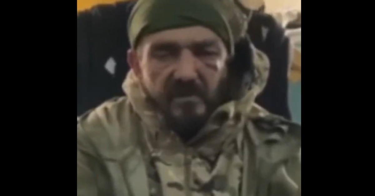 Un soldat rus capturat susține că trupele nord-coreene trimise pentru a ajuta la invazia lui Vladimir Putin în Ucraina și-au împușcat proprii camarazi ruși.