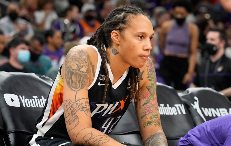 SUA spun că Brittney Griner, vedeta baschetului feminin american, a fost reținută „pe nedrept” în Rusia