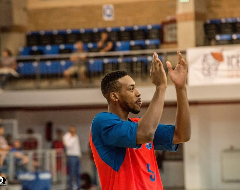 Sean Barnette, baschetbalist american, știe de ce a rămas la CSM Oradea: ”Vreau un nou titlu!” / INTERVIU&FOTO