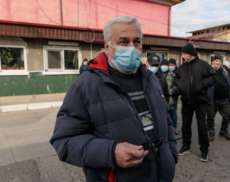 Reportaj din depourile STB. Versiunea angajaților aflați în grevă: „Călătorul nu știe cum ne chinuim noi să tragem de volan sau să mergem fără frâne”