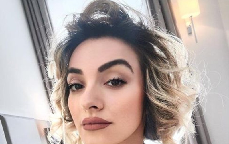 Ana Morodan prezintă "Răi da' buni". Îi ține locul lui Mihai Morar la emisiune