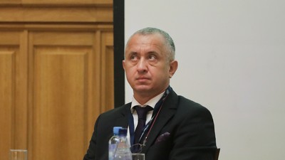 adrian-ivan-ID98867_INQUAM_Photos_Adel_Al-Haddad_1