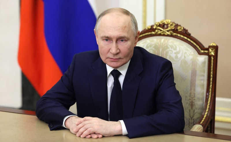 HANDOUT - 23 February 2025, Russia, --: Russian President Vladimir Putin pictured during a video message to mark Defender of the Fatherland Day. Putin has pledged to provide Russian forces with more modern weapons and technology, one day before the third anniversary of Moscow's full-scale invasion of Ukraine. Photo: -/Kremlin/dpa - ATTENTION: editorial use only and only if the credit mentioned above is referenced in full