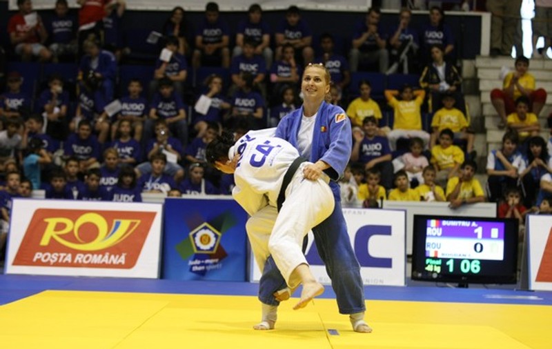 Judoka Alina Dumitru, care va participa la două concursuri în Brazilia, are o mare problemă: "Mi-e frică să nu fiu răpită"