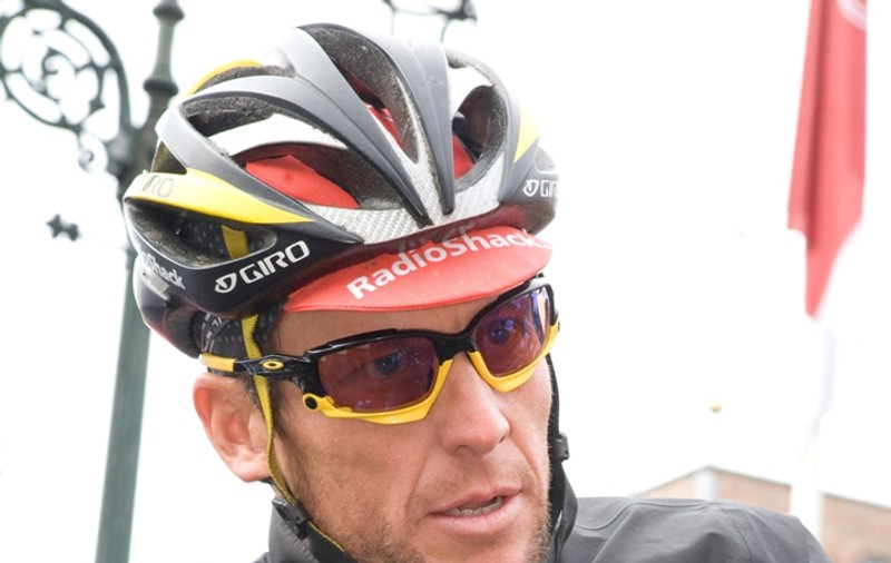 Anunţul care SCHIMBĂ ISTORIA SPORTULUI: Lance Armstrong, deposedat de toate titlurile şi radiat pe viaţă din ciclismul profesionist
