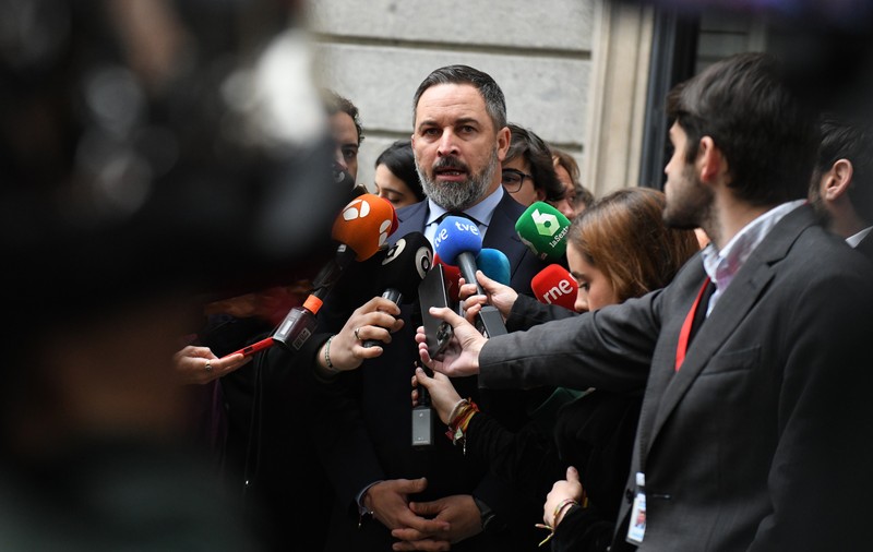 Plângere penală împotriva liderului de extremă-dreapta din Spania, după ce a spus că va veni o zi când Pedro Sanchez va fi „spânzurat de picioare"