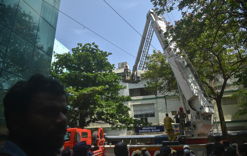 Cel puțin 11 persoane au murit electrocutate în timpul unei procesiuni la un templu din India