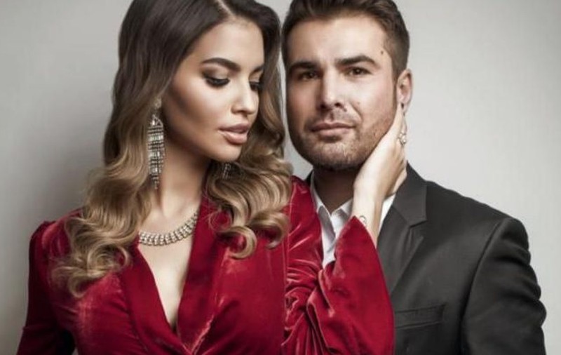Detalii neștiute din relația lui Adrian Mutu cu soția. „Pe Sandra am pus ochii când avea doar 15 -16 ani. Eram însurat”