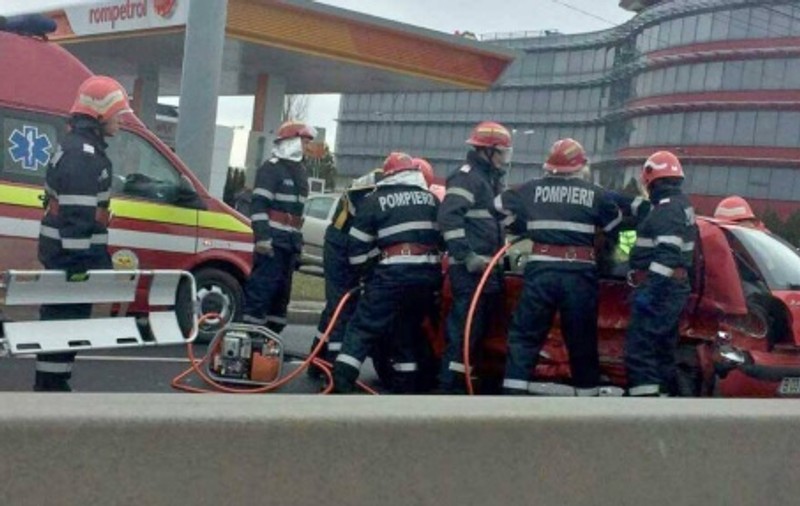 Accident rutier cu patru răniți pe DN 1, la ieșirea din Otopeni, sensul spre Ploiești