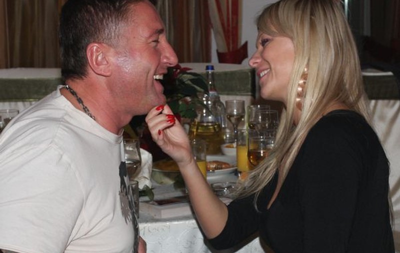 Beat mort, Maharu îi face declarații de amor Simonei Sensual: "FĂ, TE IUBESC MULT!" | VIDEO