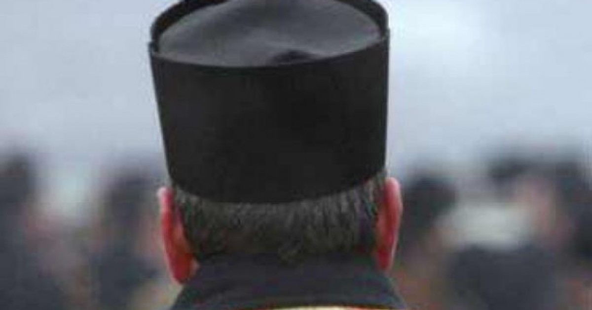 Preot din Prahova, acuzat că a bătut o fetiță în timpul orei de religie