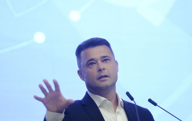 În miezul epidemiei, pe 31 martie, Primăria Sectorului 5 a decis să-și cumpere imagine de o jumătate de milion de euro pe TV şi pe internet