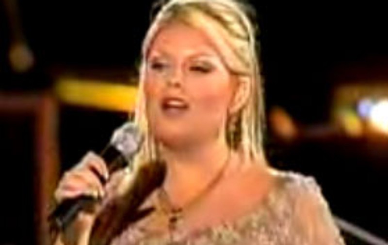 Jennifer Crestol va concerta la Bucureşti