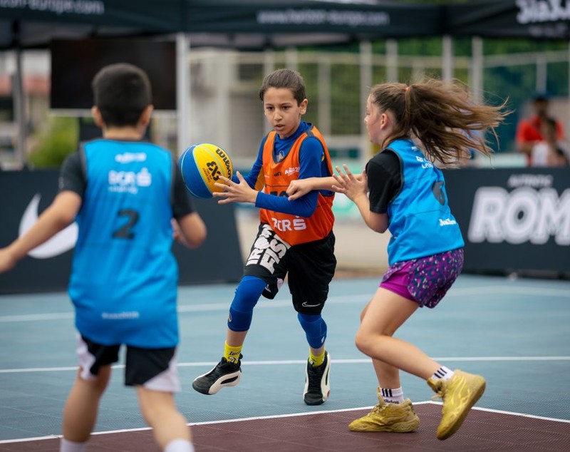 BCR Sport Arena Streetball a transformat parcarea Iulius Mall Iași într-o oază a sportului urban