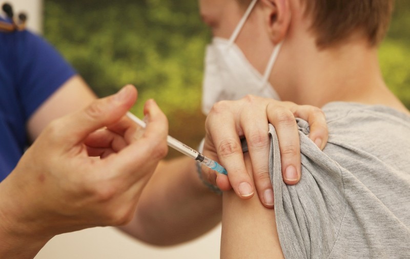 Consilier al ministrului educației: În ultimele zile, s-au vaccinat 8.000 de copii pe zi