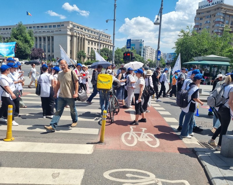Sindicaliștii din Educație protestează la Guvern și Parlament. Examenele naționale ar putea fi afectate de proteste
