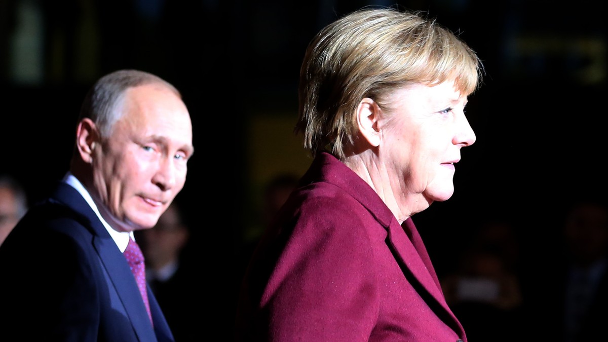 Angela Merkel se întâlnește cu Vladimir Putin, în Germania. Angela Merkel și Vladimir Putin