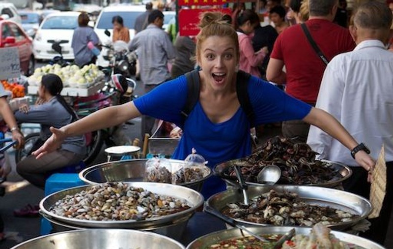 Diana Dumitrescu trăiește "Experiența Bangkok". Uite cum se distrează în vacanță! | FOTO
