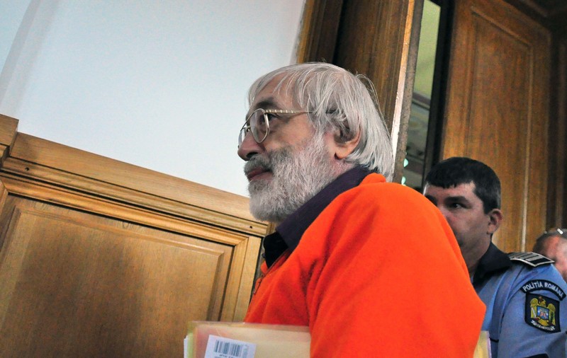 Gregorian Bivolaru primește daune morale în România, deși este inculpat în Franța pentru trafic de persoane, răpire și viol. Motivul: procedura penală care a durat 17 ani